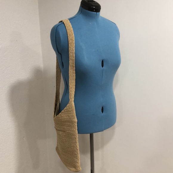 Camel color crochet shoulder / crossbody bag. New or EUC. - Picture 3 of 7